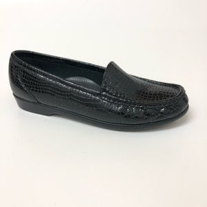 SAS Simplify Crocodile Patent Leather Loafer